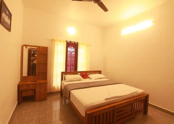 Periyar Homes