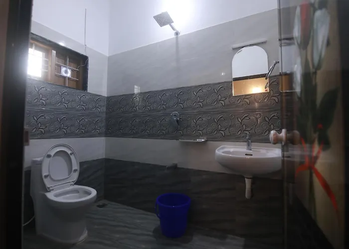 Periyar Homes