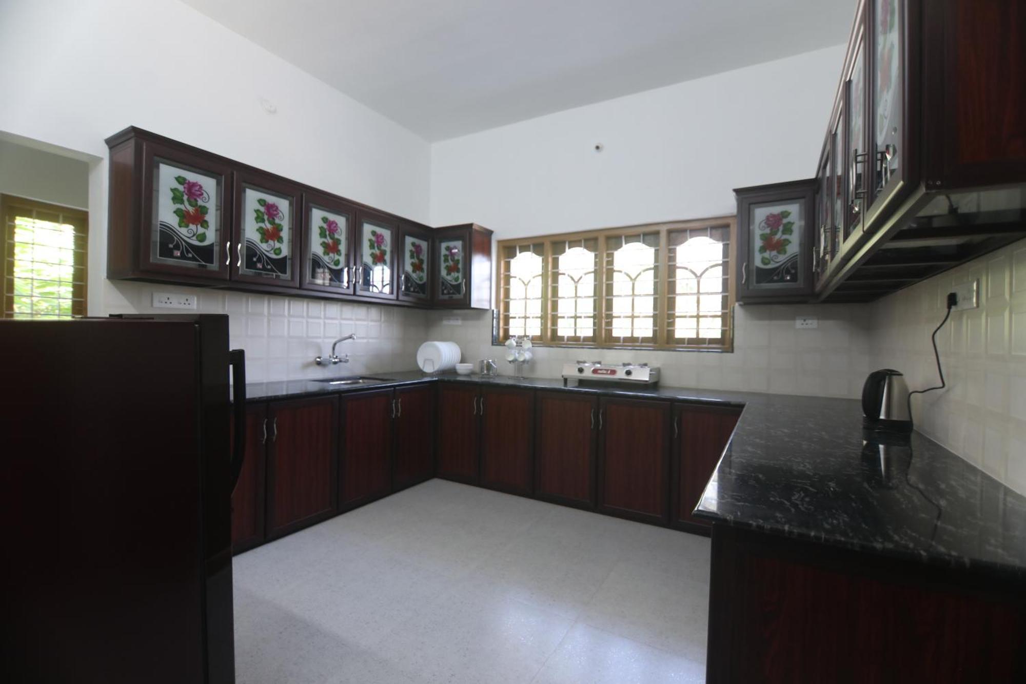Periyar Homes *