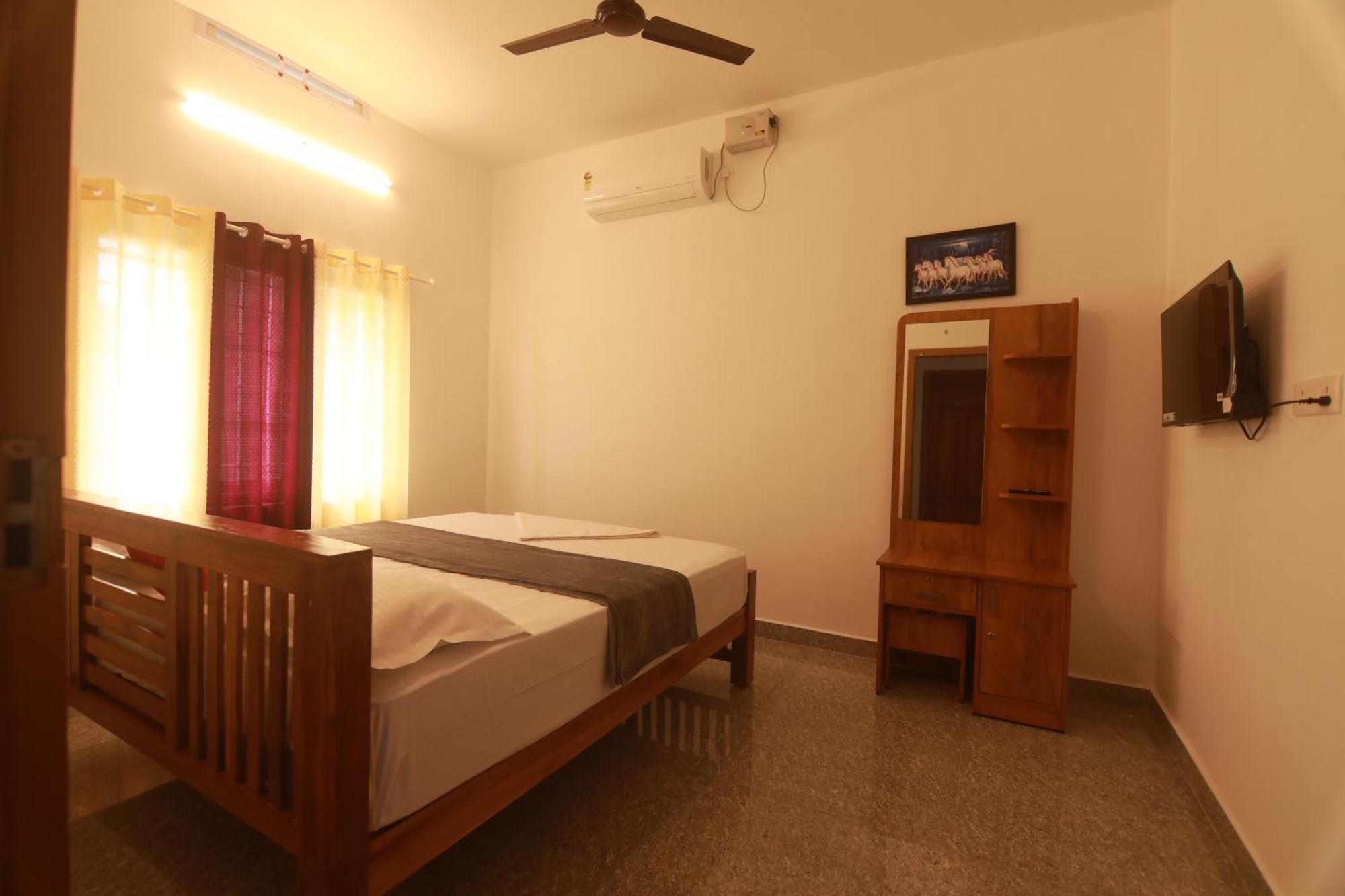 Periyar Homes Thekkady