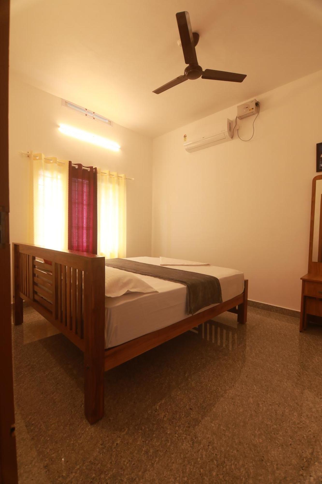 Periyar Homes